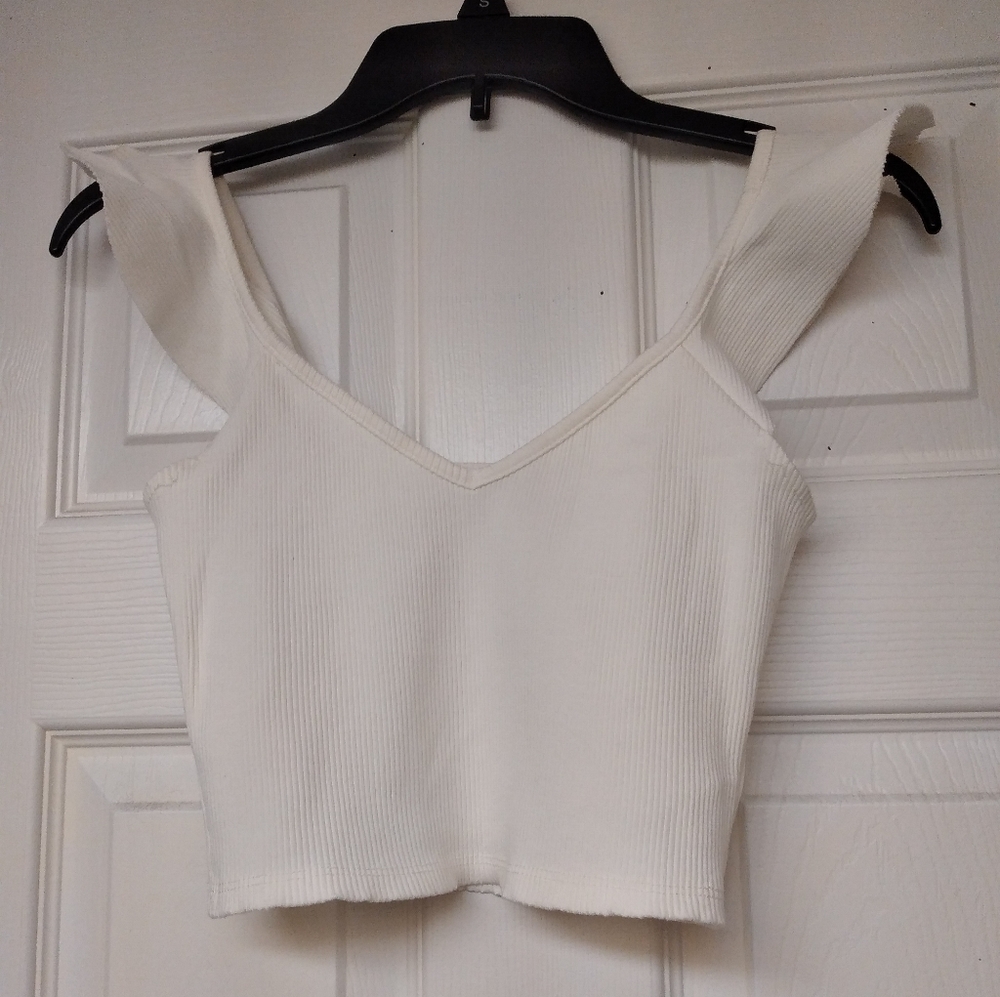 ☺️5 for $20 William B cropped top